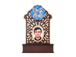 تندیس میناکاری طرح دانش آموز