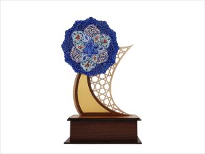تندیس مشبک میناکاری طرح پرستار